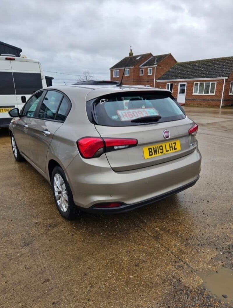 Fiat Tipo Easy Plus photo 4