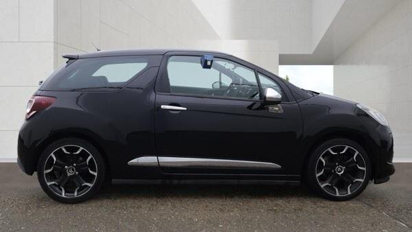 Citroën DS3 1.6 THP 155 DSport Plus photo 4