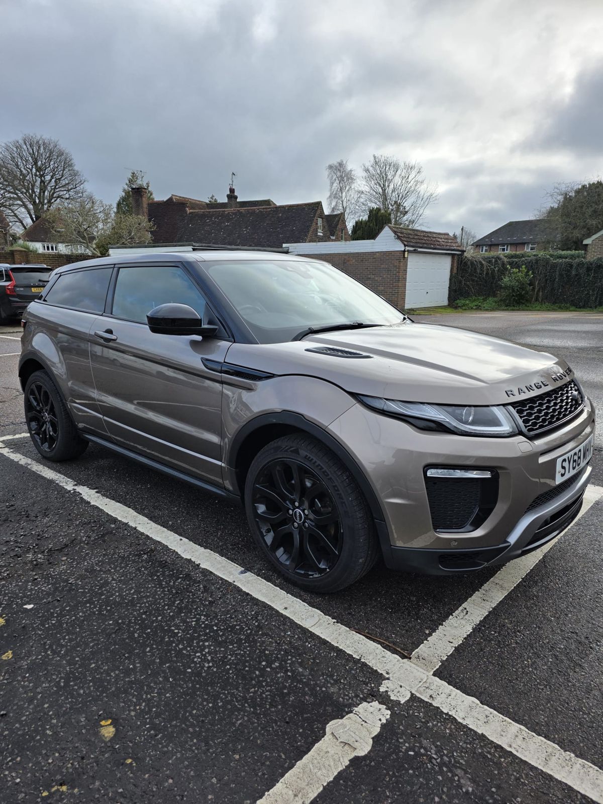 Range Rover Evoque HSE Dynamic 2.0 TD4 Auto photo 2